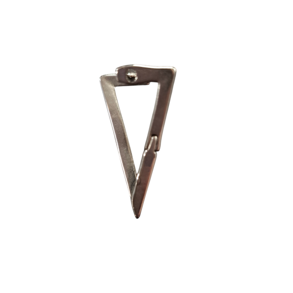 Triangular-Korvakorut-4
